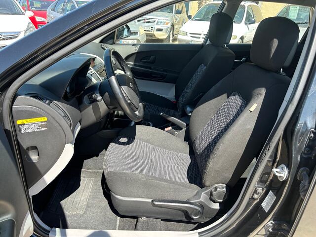 KIA CEE'D DRIVE 1.4 SPANISH LHD IN SPAIN 108000 MILES SUPERB LITTLE CAR 2009